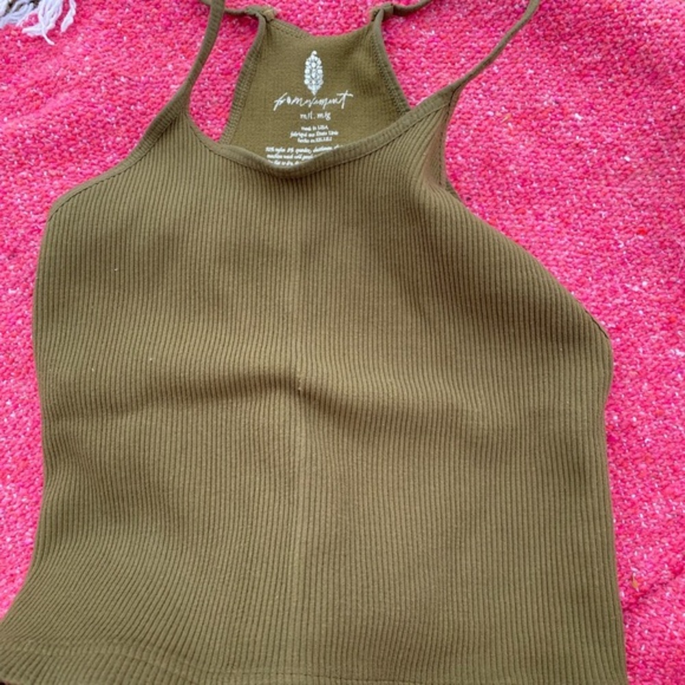 FREE PEOPLE MOVEMENT rubbed tank in "olive green"🤩EUC🤩worn once!